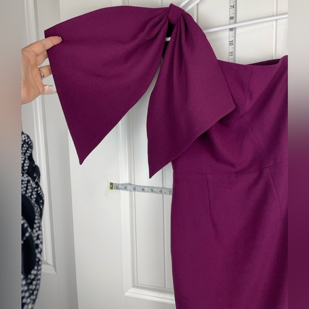 Elegant Magenta Midi Dress - Picture 8 of 13